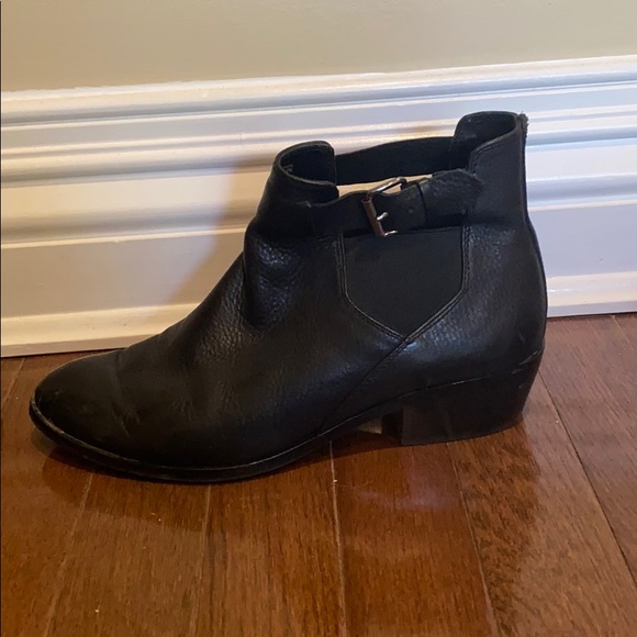 Splendid Black Leather Booties Size 7 - Picture 4 of 11